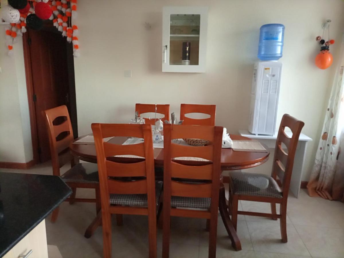 Jkia Homestays ไนโรบี ภายนอก รูปภาพ